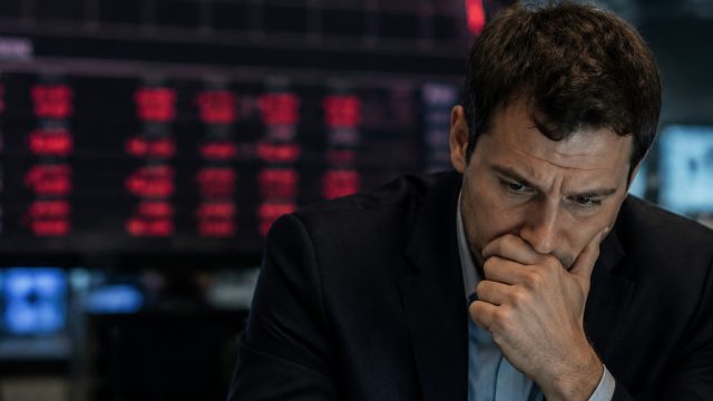 Tech Stocks Dip Amid Growing AI Investment Concerns