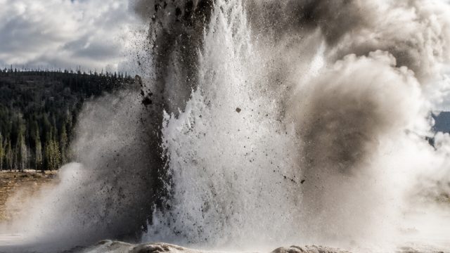 Yellowstone National Park Witnesses Another Hydrothermal Explosion